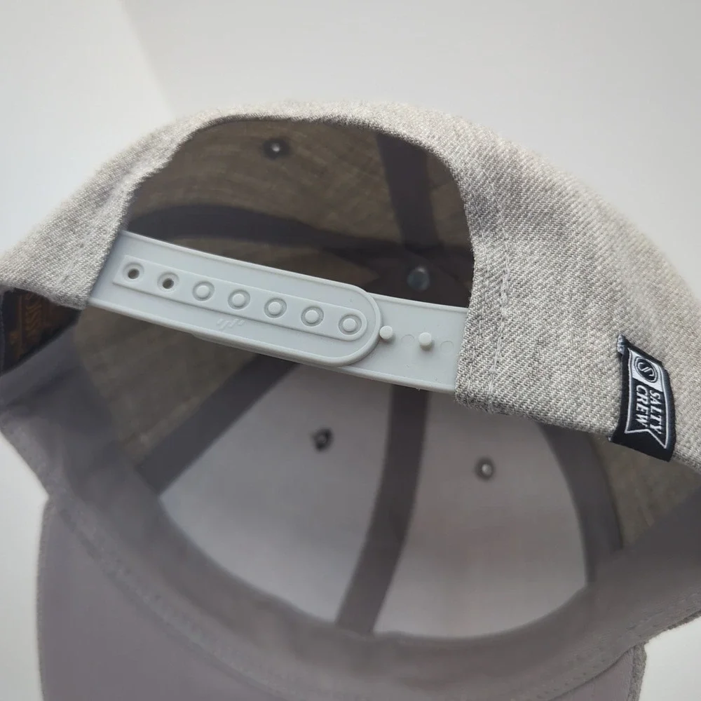 Salty‎ Crew Redfish Snapback Hat Grey Yupoong Classics Fishing Cap New